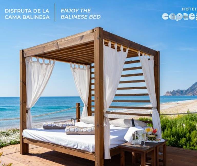 Balinese bed Hotel Cap Negret Altea, Alicante